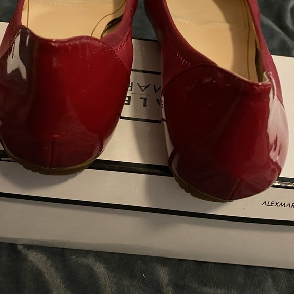 ♥️RED FLATS in time for VALENTINES ❤️❤️❤️ - Picture 2 of 5